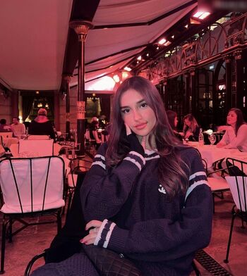 Alexandra Malena Saint Mleux