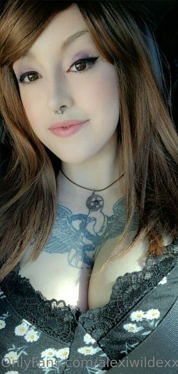 alexiwildexxx