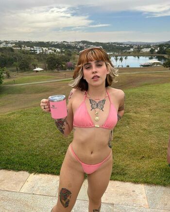 Amandinha Ribeiro