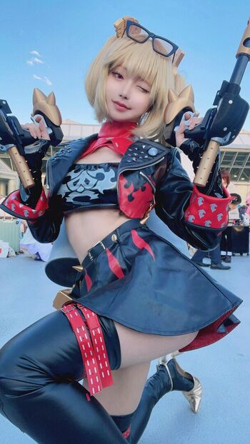 Ami Honami