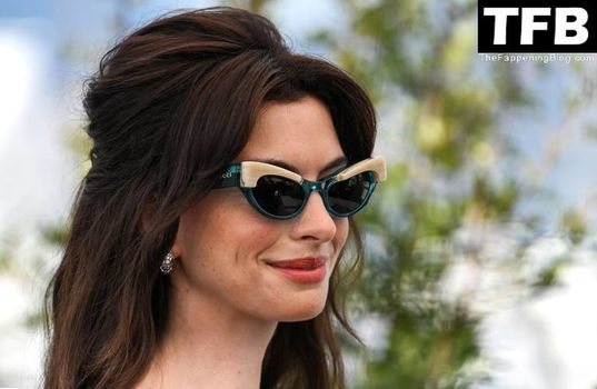 Anne Hathaway