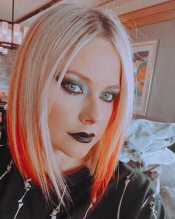 Avril Lavigne