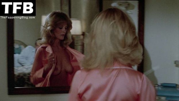 Beverly D'Angelo