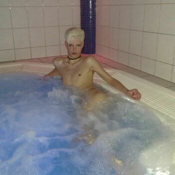 Blonditwink