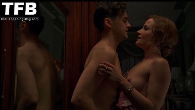 Gretchen Mol