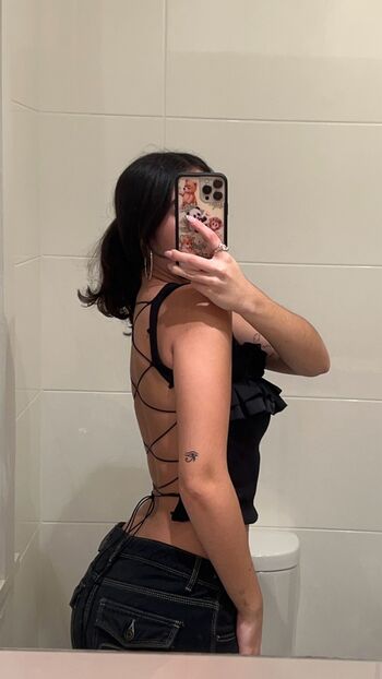Inas Elashiry