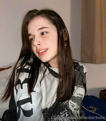 julia-diamond