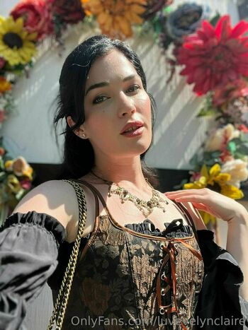 luvevelynclaire