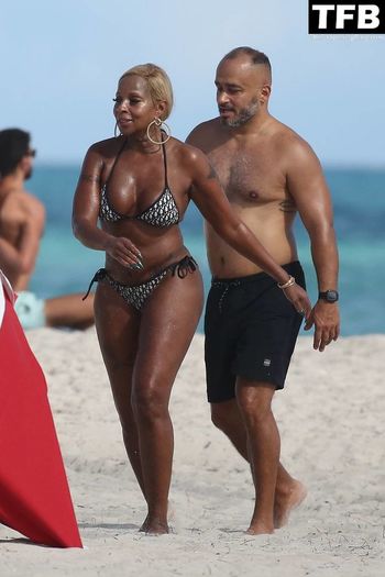 Mary J. Blige