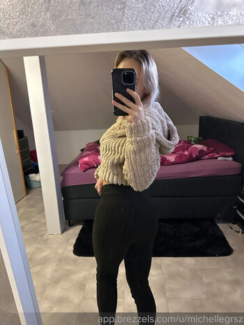 Michellegrsz / 112_michelle