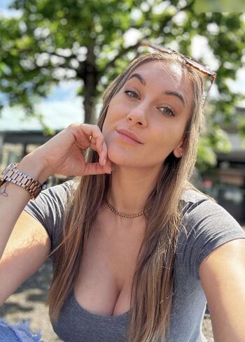 Regi Lee Summer