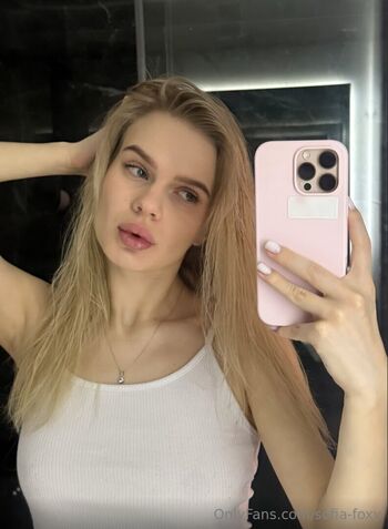 sofia-foxy